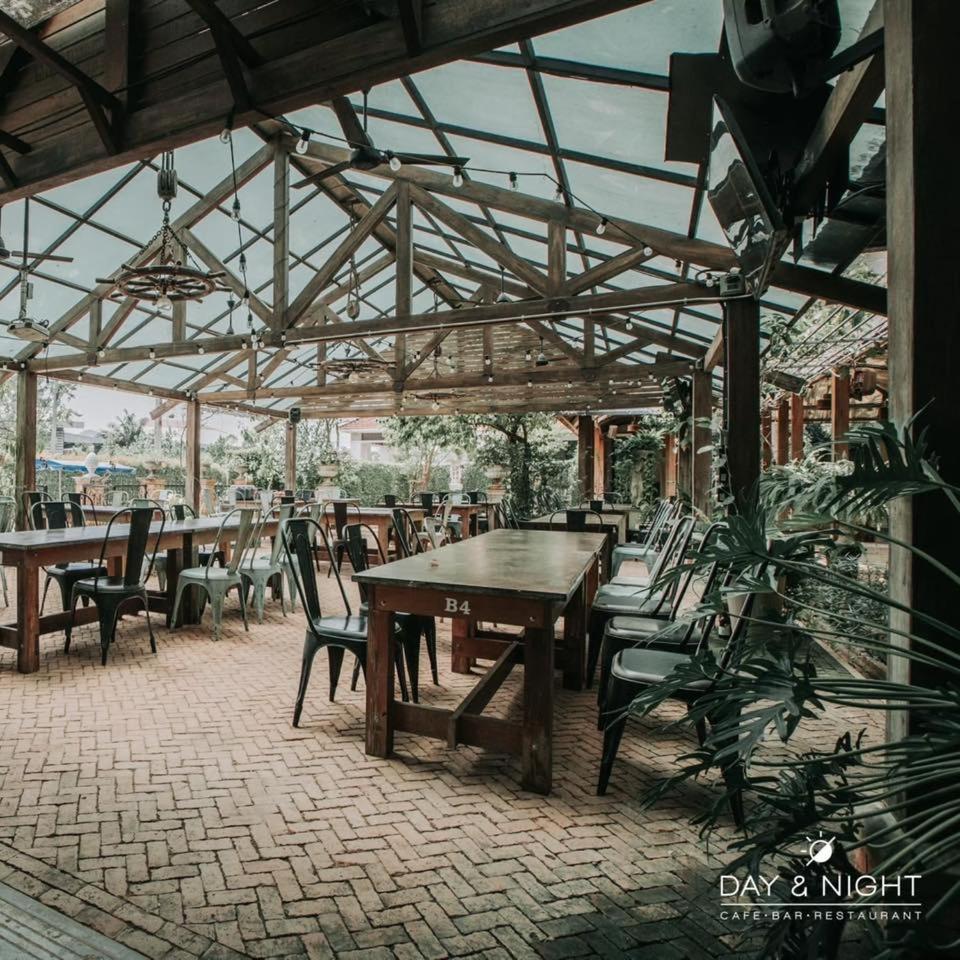 尼帕花园酒店 素叻他尼 外观 照片